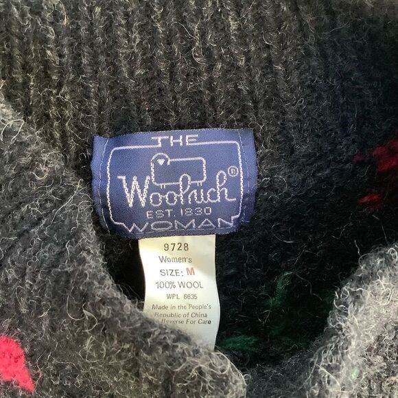 Vintage Woolrich Woman red and green snowflake sweater M - Picture 2 of 4